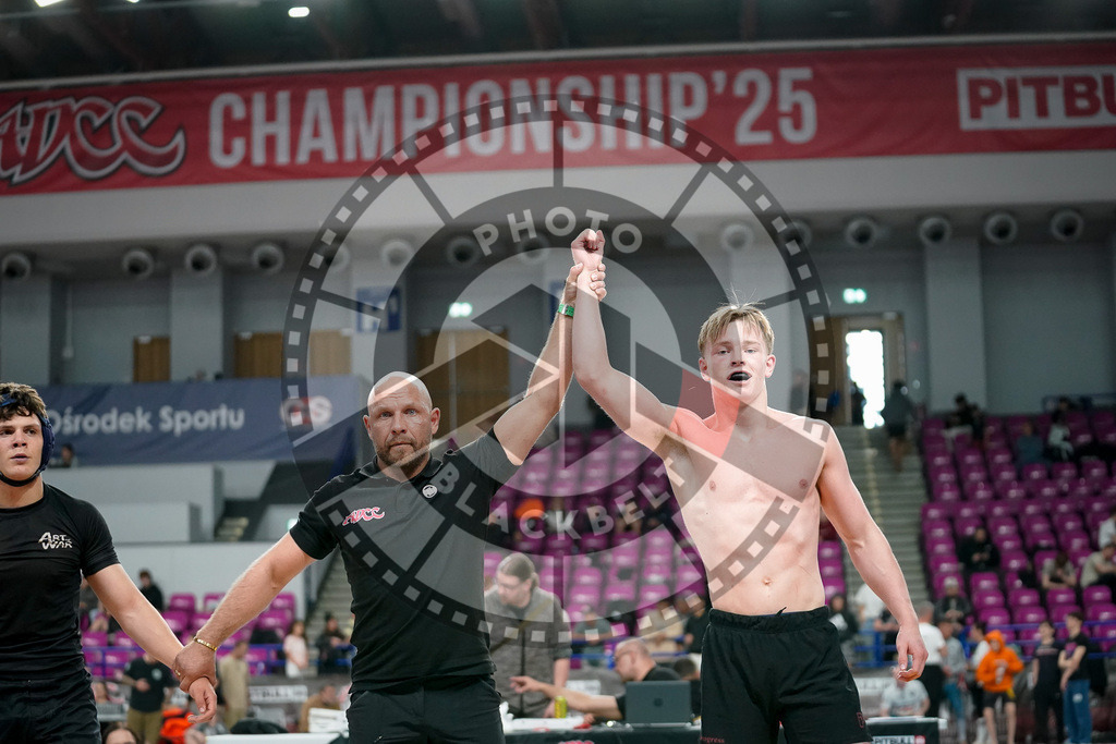 20250518PBB1802 | Athletes compete during the second day of the ADCC Amateur World Championship on May 18, 2025 in Warsaw, Poland. © Chiara Dazi / photoblackbelt