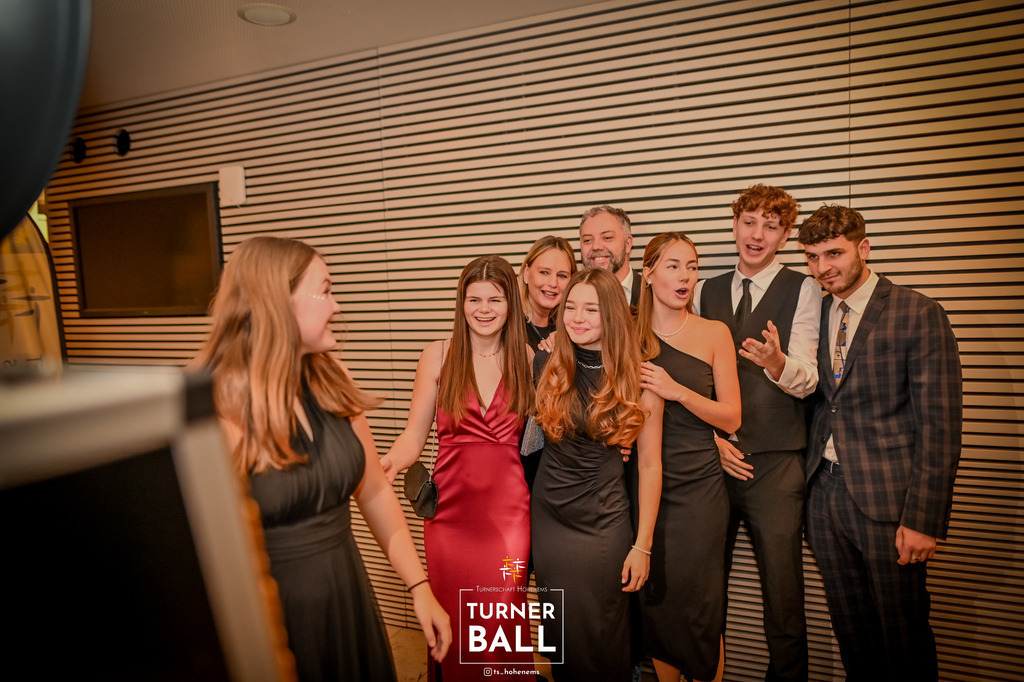 DSC_9580 | "Fussifoto.com – Ihr Ansprechpartner für hochwertige Fotografie! Entdecken Sie kreative Bilder und professionelle Dienstleistungen. Kontaktieren Sie uns für Ihre Projekte!"