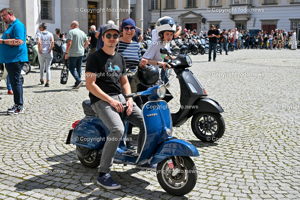Lets Vespa togehter_ Neuhofen_ 05.05.2024-118 | 05.05.2024, Neuhofen, Kremsmuenster, AUT, Lets Vespa togehter 2024, Vespatreffen, im Bild Teilnehmer Vespatreffen, Motorsport Stadler