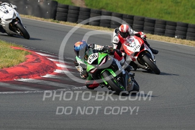 2024_05_19_PBK_43994 | Sportfotografie; SlowMotion; Video; Rennstrecke; Hafeneger; Speer; Racing; RSE; BMW; CBO; Trackday; Motorsportarena; Hockenheimring; Brno; Most; Barcelona; Valencia