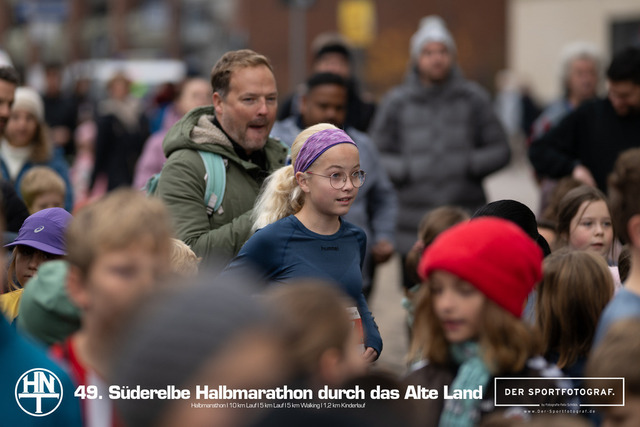 Süderelbe Halbmarathon 2025 I 09.11.2025 I Fotograf_DerSportfotograf.I 00109 | Der Sportfotograf. - Realisiert mit Pictrs.com