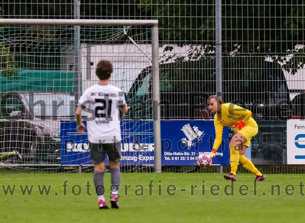 2023-10-07_009_FC_Forstern_gegen_TSV_Schwaben_Augsburg | Forstern, Deutschland, 07.10.2023:
Fußball, Frauen Bayernliga 2023 / 2024, 6. Spieltag, FC Forstern gegen TSV Schwaben Augsburg, Endergebnis: 1:6

Torfrau Lily Koch (FC Forstern, #1)

Foto: Christian Riedel / fotografie-riedel.net