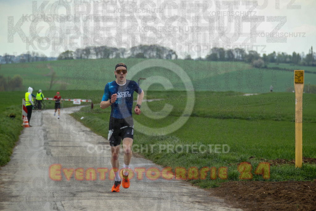 250413_1102_EV4_7234 | Sportfotografie im Rhein-Sieg Kreis, Köln, Bonn, NRW, Rheinland Pfalz, Hessen, etc. Unser Tätigkeitsfeld umfasst den Laufsport vom Volkslauf über den Marathon, Duathlon, Triathon bis zum Ultralauf wie Kölnpfad Ultra oder Schindertrail.