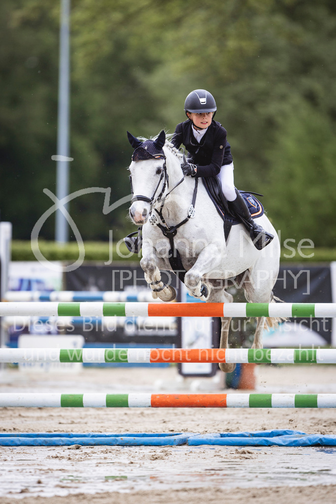 240504_PonyTrophy-143 | Deine schönsten Turniermomente als professionelle Fotos! Entdecke hochwertige Pferdesport-Fotografie im Online-Shop. Jetzt Fotos finden & bestellen!
