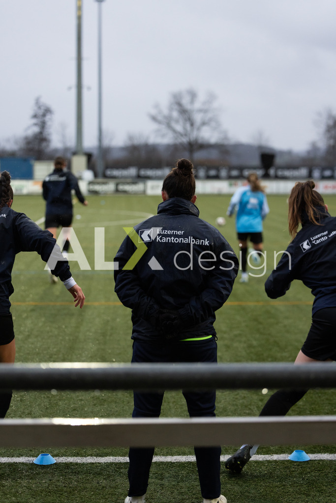 Fußball I Frauen I Saison 2025-2026 I AXA Women's Super League | Women I 14. Spieltag I Grasshoppers Club Zürich - FC Luzern I 14.02.2026 | Hochwertige Sportfotos kaufen & lizenzieren für Medien, Vereine, Agenturen & Sportler:innen. Entdecke professionelle Sportfotografie im Bildshop von Alexander Franzen. - Realisiert mit Pictrs.com