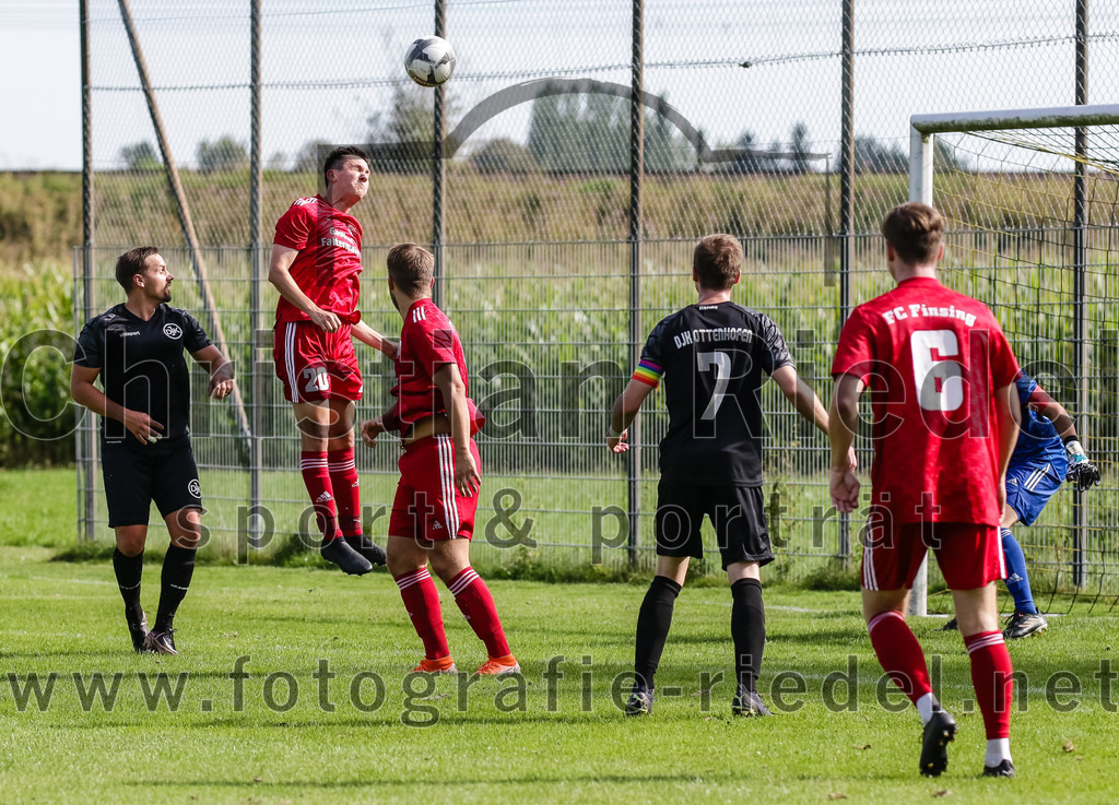2023-09-17_021_DJK_Ottenhofen_gegen_FC_Finsing_II | Ottenhofen, Deutschland, 17.09.2023:
Fußball, Kreisklasse 2023 / 2024, 7. Spieltag, DJK Ottenhofen gegen FC Finsing II, Endergebnis: 3:0

Andreas Lechner (DJK Ottenhofen, #14), Manuel Hierstetter (FC Finsing, #20), Stefan Jell (FC Finsing, #4), Nico Beikirch-Wehking (DJK Ottenhofen, #7), Maximilian Eberhardtg (FC Finsing, #6)

Foto: Christian Riedel / fotografie-riedel.net