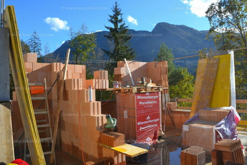 bib-lg07-mauerarbeiten-0131 | Nach LV-Leistungsgruppen sortierte Detailfotos über den Bau eines Hauses. Alle Hausbau-Bilder direkt vom Urheber und Autor der Website Haus-Selber-Bauen.com