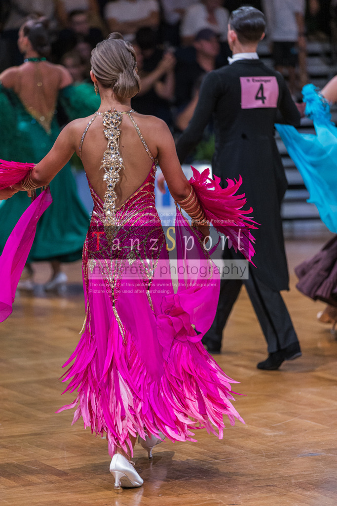 20250819_WDSF-Open-Std-Youth_1199 | Tanzsportbilder, Standardtanz, Lateintanz, WDSF, DTV, LTVB, dancecomp, goc, hessen tanzt, blaues band der spree, walzer, tango, wiener walzer, slowfox, quickstepp, samba, rumba, cha-cha-cha, paso doble. jive, hd-kroft photography, turniertanzsport