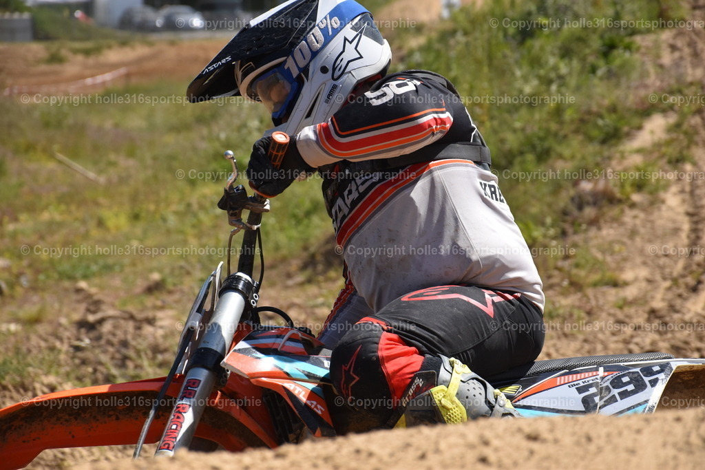 DSC_0033 | Sportfotografie , Motorsport, Motoross, Reitsport, Mointainbike, Enduro,
Landschaft , Outdoor, Eventfotografie, Landschaft, Bilder online bestellen - Realisiert mit Pictrs.com