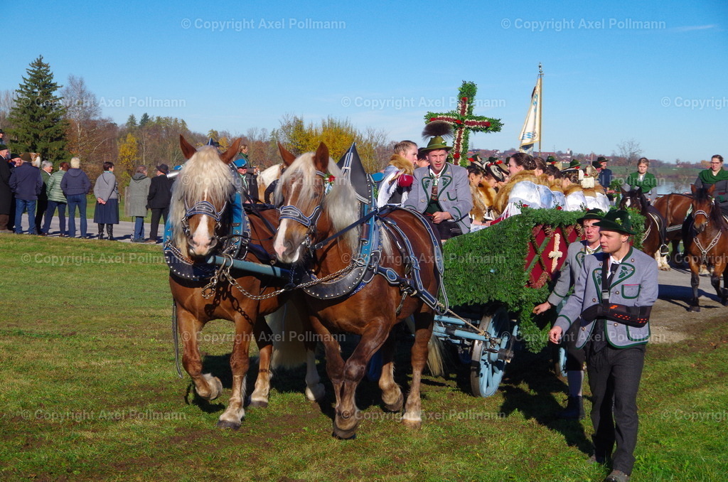 IMGP7553 | fotografiert von Axel PollmannLeonhardi Wallfahrt Benediktbeuern und Murnau, Fronleichnam, Fasching, Landschaft im Loisachtal und Benediktbeuern  - Realisiert mit Pictrs.com