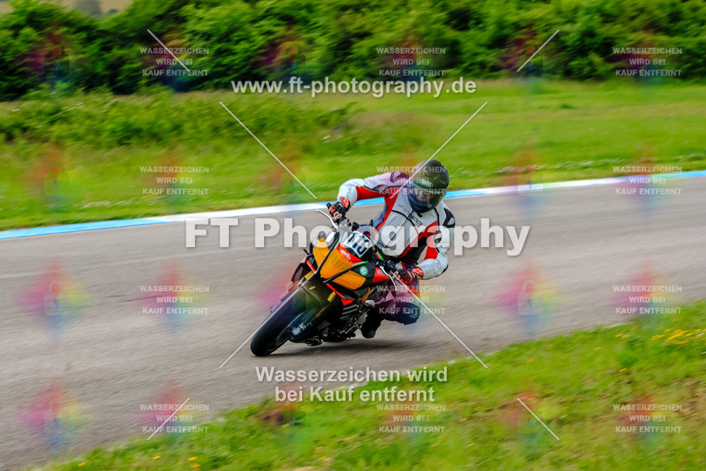 MotoTeam-3559 | Hier findet Ihr Bilder von Touristenfahrten auf der Nürburgring Nordschleife oder von anderen Veranstaltungen die ich besucht habe. Viel Spass beim Durch Schauen 
