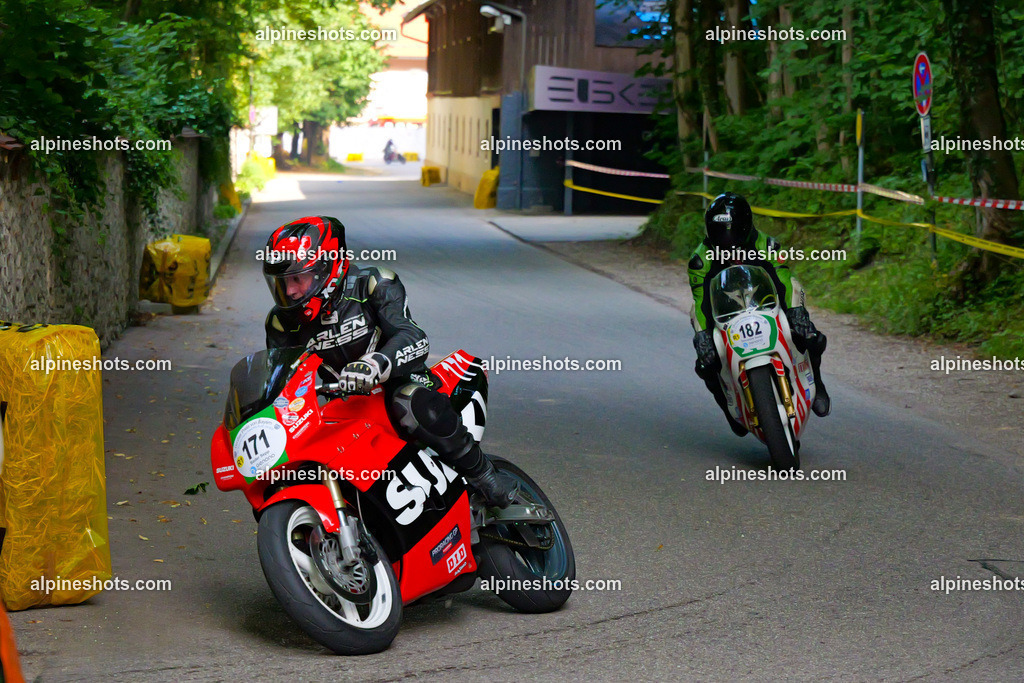 P1025587 | Erleben Sie atemberaubende, hochqualitative Fotos Ihrer Fahrt entlang der malerischen Alpenstraßen. Besuchen Sie alpineshots.com, um professionelle Aufnahmen Ihrer unvergesslichen Reise zu finden und zu kaufen - Realisiert mit Pictrs.com