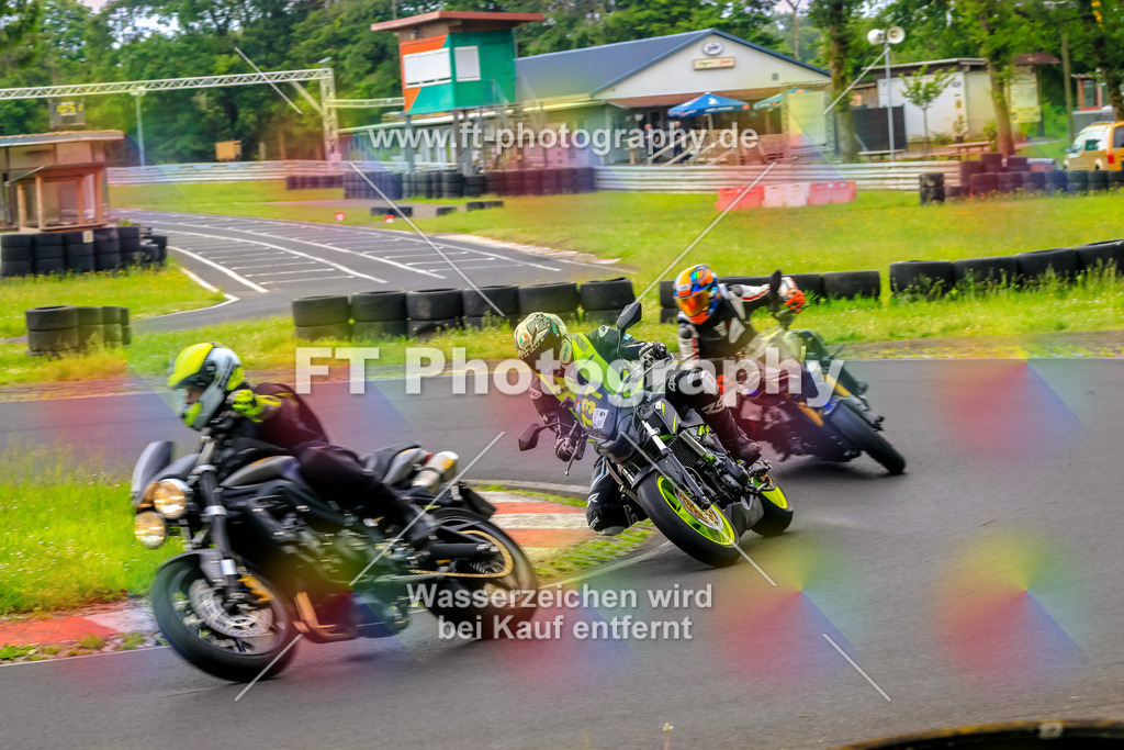 VBK-7713 | Hier findet Ihr Bilder von Touristenfahrten auf der Nürburgring Nordschleife oder von anderen Veranstaltungen die ich besucht habe. Viel Spass beim Durch Schauen 