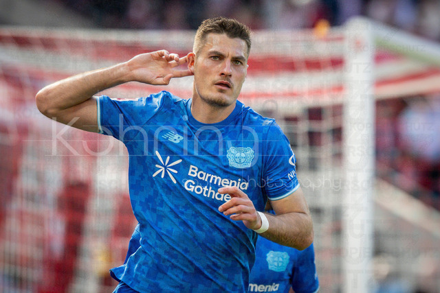 German Bundesliga,  1. FC Koeln - Bayer 04 Leverkusen, 25.04.2026 | KOELN, GERMANY - APRIL 25, 2026 :  Patrik Schick (Bayer 04 Leverkusen, 14) celebrates scoring his second goal (0:2) during the German Bundesliga match on gameday 31 between 1. FC Koeln - Bayer 04 Leverkusen at RheinEnergieSTADION on April 25, 2026 in Koeln, Germany. DFL REGULATIONS PROHIBIT ANY USE OF PHOTOGRAPHS AS IMAGE SEQUENCES AND/OR QUASI-VIDEO.