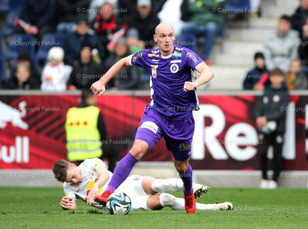 A_LUI_21042024_27 | SPORT,FUSSBALL.ADMIRAL BUNDESLIGA RED BULL SALZBURG-AUSTRIA KLAGENFURT. 21.04.2024 IM BILD: LUCA SUCIC (SALZBURG) UND NICOLAS WIMMER   (KLAGENFURT) FOTO.FOTOLUI/MW