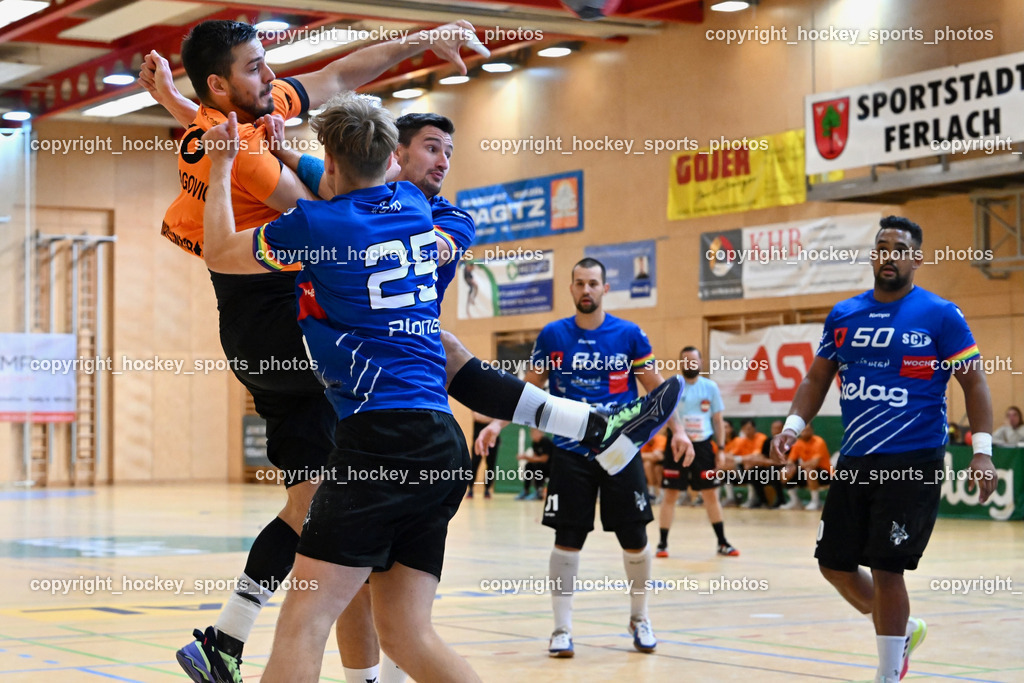 SC Ferlach vs. HSG Holding Graz 23.9.2023 | #28 Predragovic Srdjan Holding Graz, #25 LONER Florian SC Ferlach, #23 KOCBEK Jure SC Ferlach, #50 GONZALEZ-MARTINEZ Adonis SC Ferlach, SC Ferlach vs. HSG Holding Graz 23.9.2023, SC Ferlach vs. HSG Holding Graz am 23.09.2023 in Bleiburg (Ballspielhalle Ferlach), Austria, (Photo by Bernd Stefan)