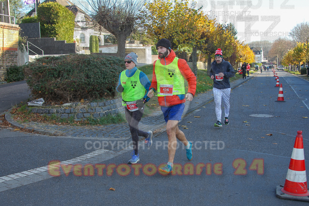 241201_1241_EV4_3232 | Sportfotografie im Rhein-Sieg Kreis, Köln, Bonn, NRW, Rheinland Pfalz, Hessen, etc. Unser Tätigkeitsfeld umfasst den Laufsport vom Volkslauf über den Marathon, Duathlon, Triathon bis zum Ultralauf wie Kölnpfad Ultra oder Schindertrail.