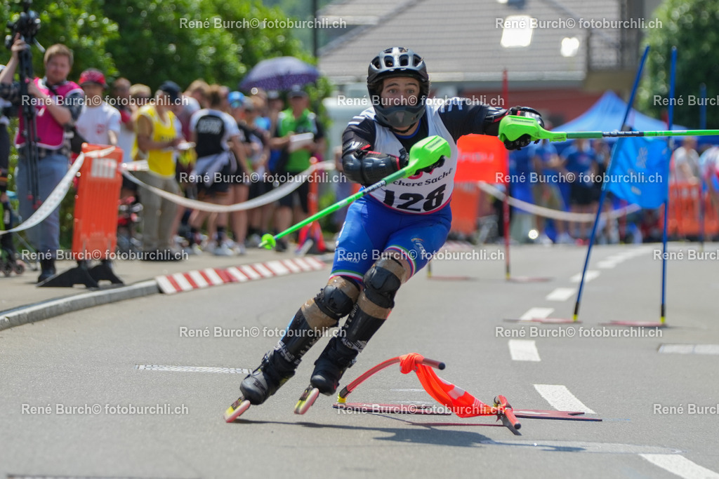 RB_06511 | René Burch leidenschaftlicher Fotograf aus Kerns in Obwalden.  Hier finden sie Sport, Landschaft und Natur Fotografie.
 - Realisiert mit Pictrs.com