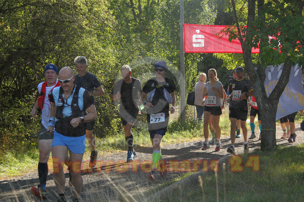 250830_0936_EV4_3120 | Sportfotografie im Rhein-Sieg Kreis, Köln, Bonn, NRW, Rheinland Pfalz, Hessen, etc. Unser Tätigkeitsfeld umfasst den Laufsport vom Volkslauf über den Marathon, Duathlon, Triathon bis zum Ultralauf wie Kölnpfad Ultra oder Schindertrail.