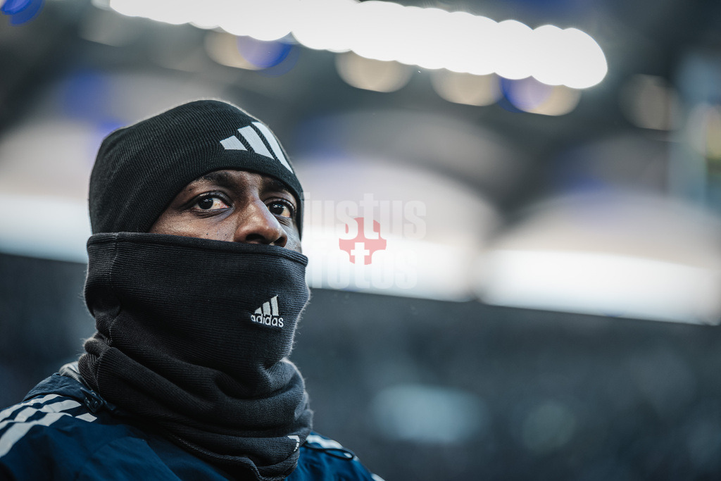 Fußball | Männer | Saison 2025/2026 | 1. Fußball-Bundesliga | 22. Spieltag | Hamburger SV vs. 1. FC Union Berlin | 14.02.2026 | Jean-Luc Dompe (#7, HSV) auf dem Weg zur Bank