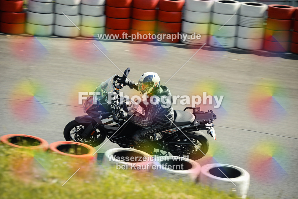OBK_Mai_Volker_Adam-10639 | Hier findet Ihr Bilder von Touristenfahrten auf der Nürburgring Nordschleife oder von anderen Veranstaltungen die ich besucht habe. Viel Spass beim Durch Schauen 