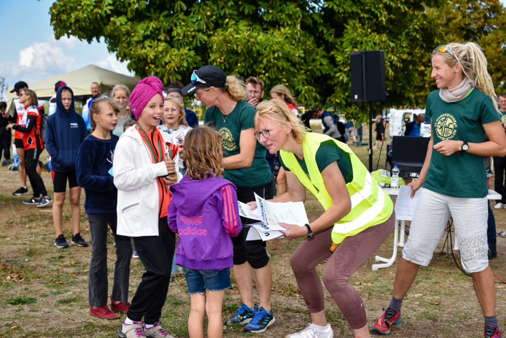15-16-43-126-KIMINITRI22-(c)-I.W.Ronge | Grammis Triathlonbilder - Realisiert mit Pictrs.com