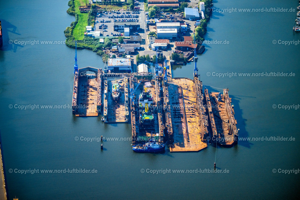 Bremerhaven_Werft_Bredo_Dock_GmbH_ELS_5311050924 | BREMERHAVEN 05.09.2024 Dock der Schiffswerft " Bremerhavener Dock GmbH " am Ufer der alten Weser in Bremerhaven im Bundesland Bremen, Deutschland. Weiterführende Informationen bei: BREDO DRY DOCKS GmbH. // Dock of the shipyard " Bremerhavener Dock GmbH " on the banks of the old Weser in Bremerhaven in the state Bremen, Germany. Further information at: BREDO DRY DOCKS GmbH. Foto: Martin Elsen