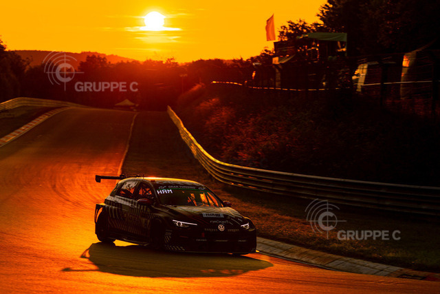 24hNbr25_062205495067722JB_JB | 53. ADAC RAVENOL 24h Nürburgring 2025 - Foto: Gruppe C Photography - Realisiert mit Pictrs.com