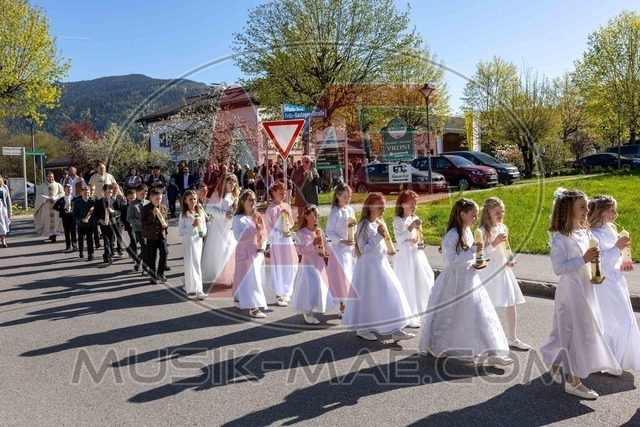 MAE-pic_3003 | Der online Fotoshop des Inzeller Fotografen MAE - Marc Anton Eicher. Hier können Sie ihre Fotos und Stockfotos online bestellen als Download oder als Ausdruck, der ihnen bequem nach Hause geschickt wird.
Ihr Marc Anton Eicher - der Inzeller Fotograf - Realisiert mit Pictrs.com