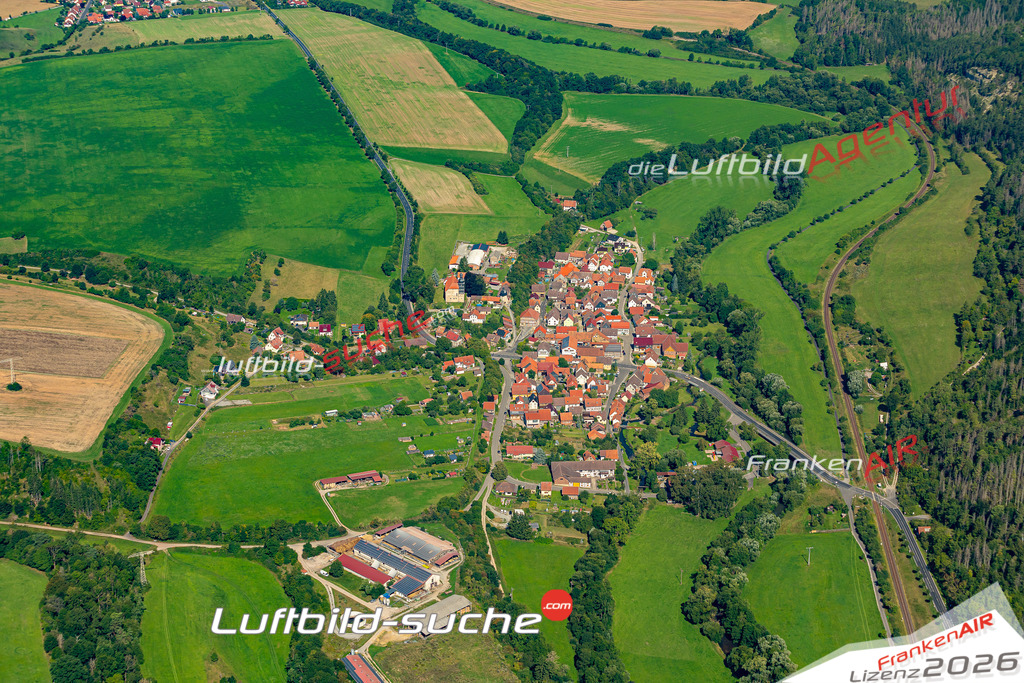 Luftbild Leutersdorf - Die Luftaufnahme wurde 2025 vom UL-Flugzeug heraus erstellt ( keine Drohne ) - Hochauflösende Luftaufnahme - für professionelle Ausdrucke geeignet. Die Geschenkidee !Hier alle&nbsp;Infos zur Lizenzierung der LuftaufnahmeWir fliegen auch dieses Jahr wieder in Ihre Region um Luftbilder zu erstellen.- Luftbild anfragen
