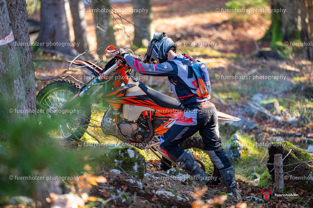 fuernholzer_241026-C2-37 | Fotografische Impressionen von der Red Stag Enduro Extreme by fuernholzer-photography.com. Endurosport in Österreich fotografisch festgehalten von fuernholzer. Auftragsfotografie für Private, Gewerbefotos und Industriefotografie. Eventfotografie, Sportfotografie und Motorsportfotografie. Anbieter von Fotoworkshops, Fototraining, fotografischen Vorträgen und Fotoseminaren.