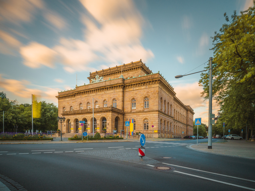 FriederikeFuchs_Staatstheater | Entdecke exklusive Fotokunst aus Braunschweig: Bildband, Leinwände, Postkarten, Kalender, digitale Downloads & Bildlizenzen. Jetzt im offiziellen Beautiful Braunschweig Shop! - Realisiert mit Pictrs.com