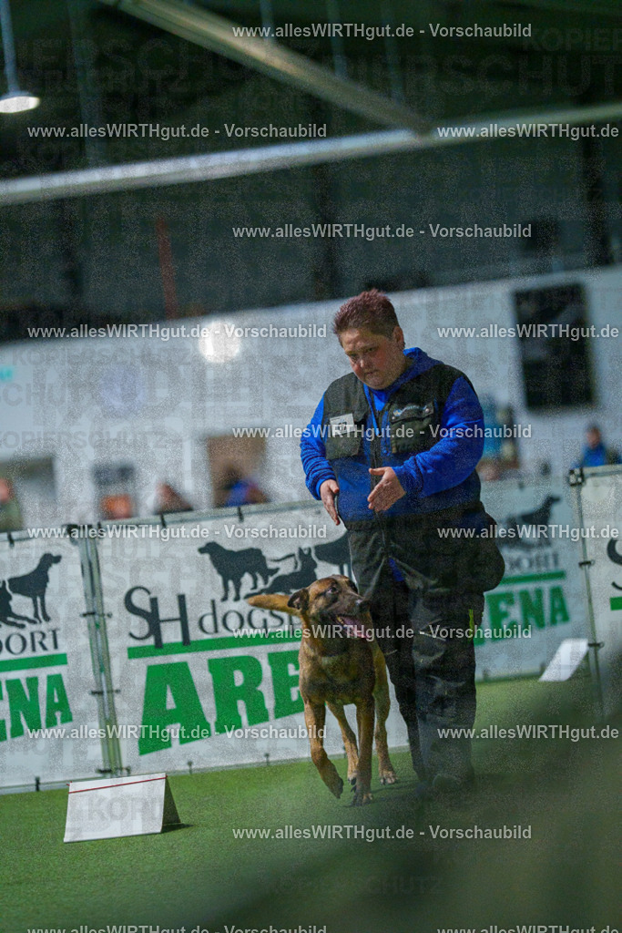 7R503701 | Professionelle Tierfotografie in Mönchengladbach von Daniel Wirth (allesWIRTHgut). Liebevolle & natürliche Bilder von Hunden & Katzen für unvergessliche Erinnerungen.