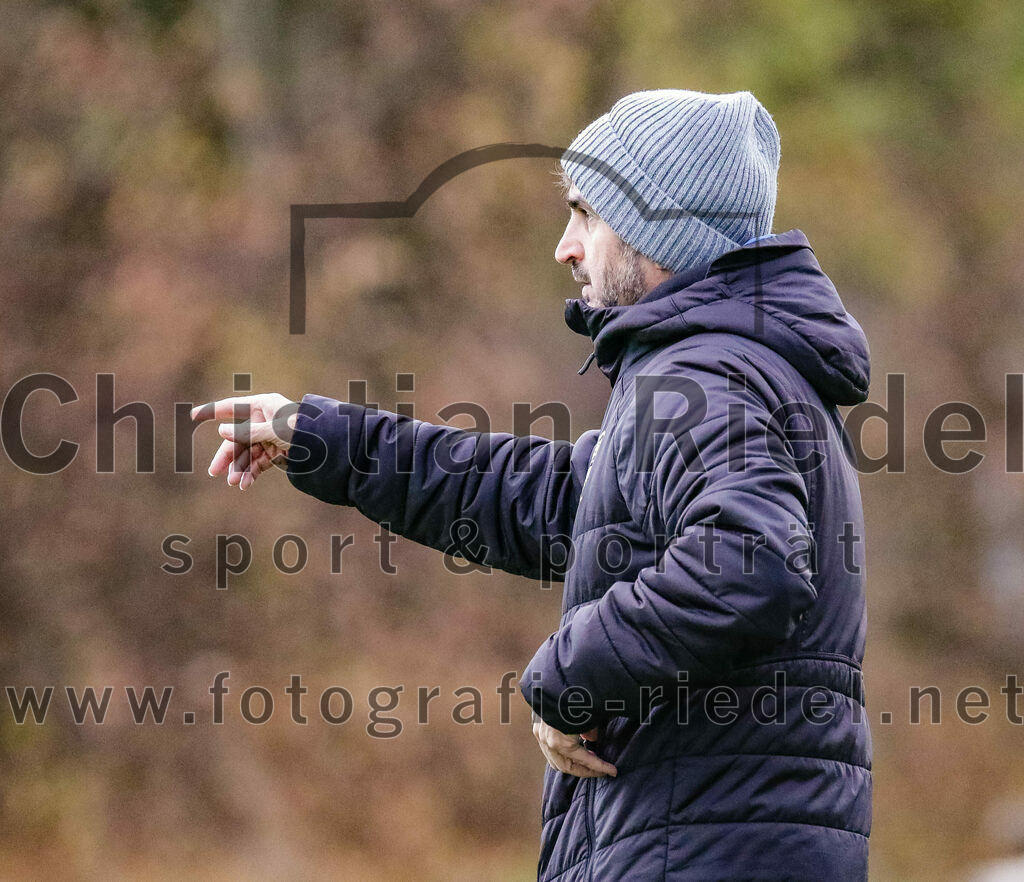 2023-11-11_029_FC_Moosinning_gegen_TSV_Peterskirchen | Moosinning, Deutschland, 11.11.2023:
Fußball, Bezirksliga Oberbayern Ost 2023 / 2024, 17. Spieltag, FC Moosinning gegen TSV Peterskirchen, Endergebnis: 5:0

Foto: Christian Riedel / fotografie-riedel.net