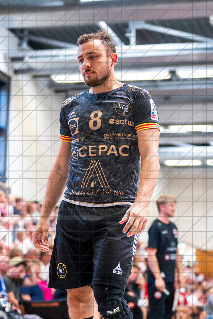 IHC 2026 - HØJ Elite vs. PAUC Handball | Gabriel Loesch (Pays d´Aix Université Club Handball #8); IHC 2026 - HØJ Elite vs. PAUC Handball am 09.08.26 in Sporthalle KGS, Schneverdingen - Realisiert mit Pictrs.com