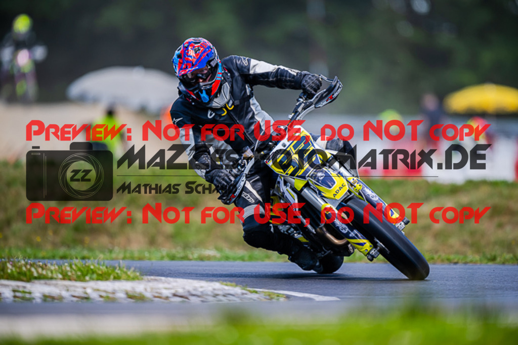 MaZZes_FotoMatrix_220702_0770 | S4