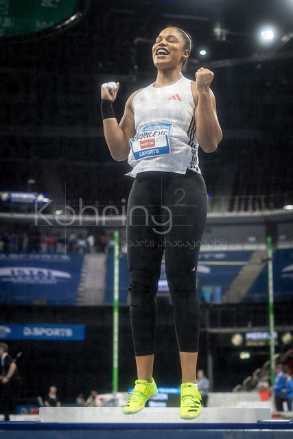 ISTAF Indoor; Duesseldorf, 24.01.2026 | DUESSELDORF, GERMANY - JANUARY 24: Yemisi Ogunleye (GER) jumps after a good attempt , shot put, during the ISTAF Indoor Dusseldorf at PSD Bank Dome on January 24, 2026 in Duesseldorf, Germany. 