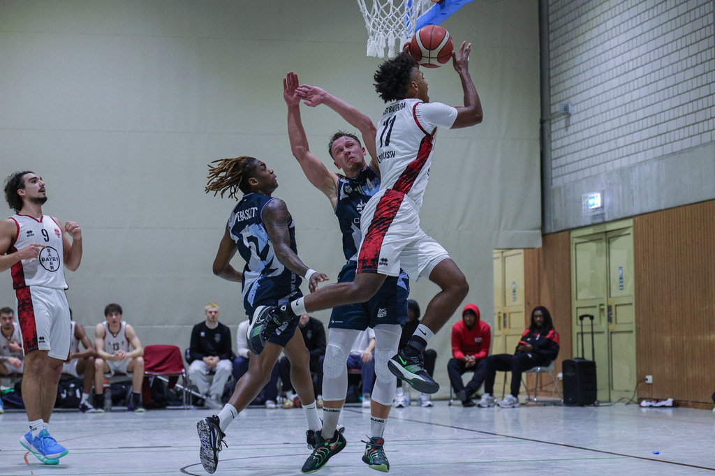 1.Regio BAYER GIANTS vs LippeBaskets Werne-80 | Fotos von Basketballspielen aus dem Raum NRW fotografiert von Gero Mueller-Laschet und Daniel Schaefer - Realisiert mit Pictrs.com