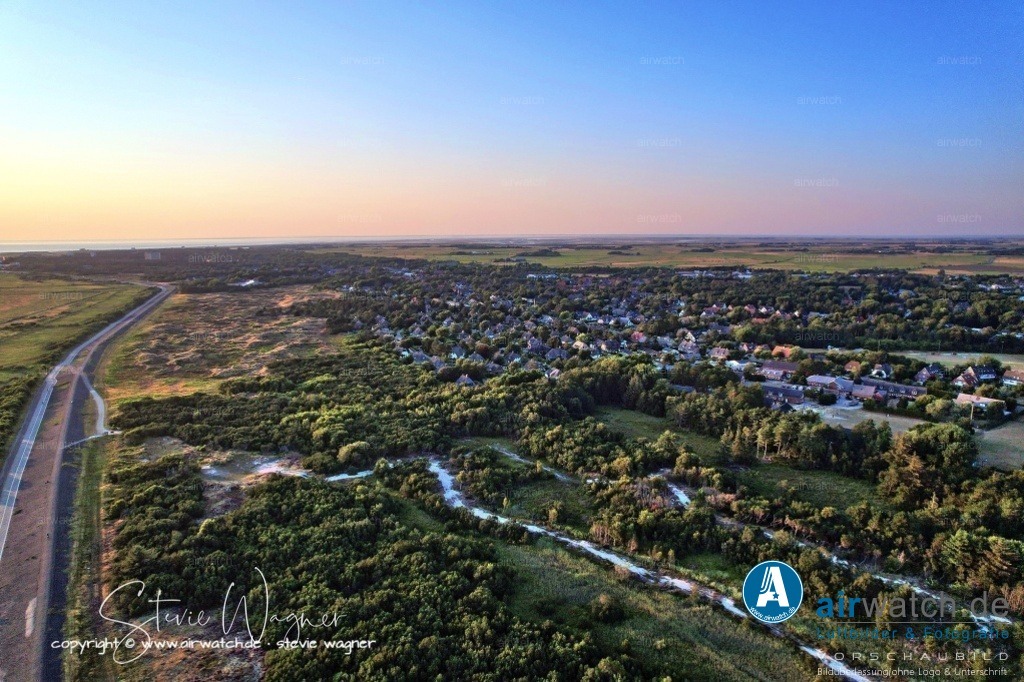 St.Peter-Ording - Boehl | Entdecken Sie atemberaubende Luftbilder und Fotografien auf airwatch.de - Tauchen Sie ein in eine Welt voller faszinierender Aufnahmen aus der Vogelperspektive.