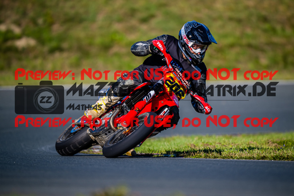 MaZZes_FotoMatrix_220904_6211 | S1