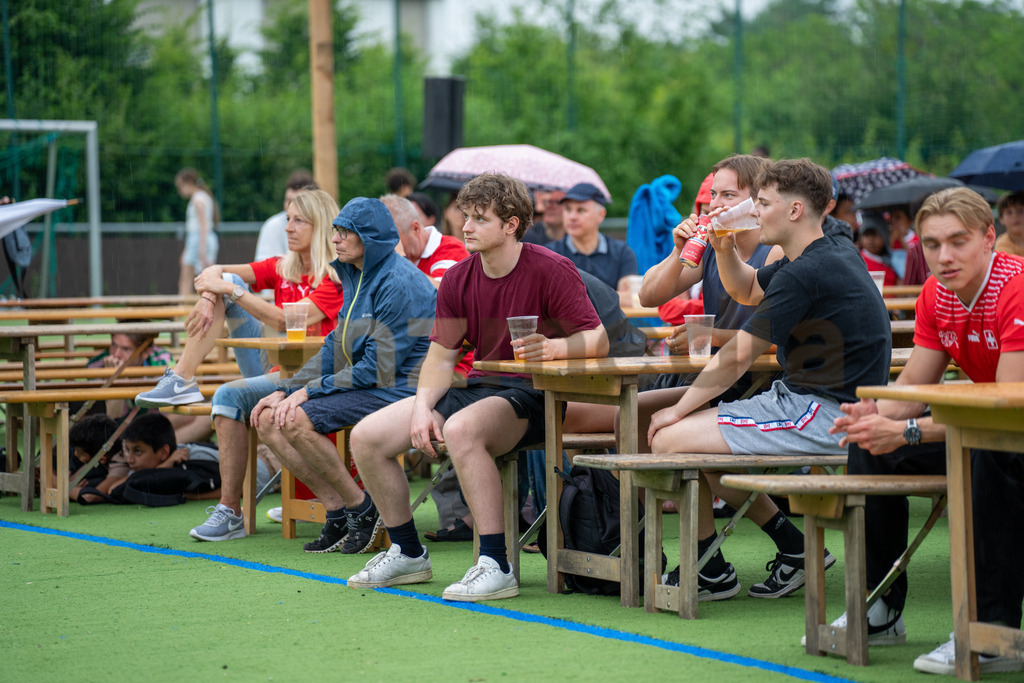 60_Public Viewing Reinach - Achtelfinale Schweiz -Italien EM 2024_kunzmedia.ch | OnlineShop für Bilder kunzmedia.ch