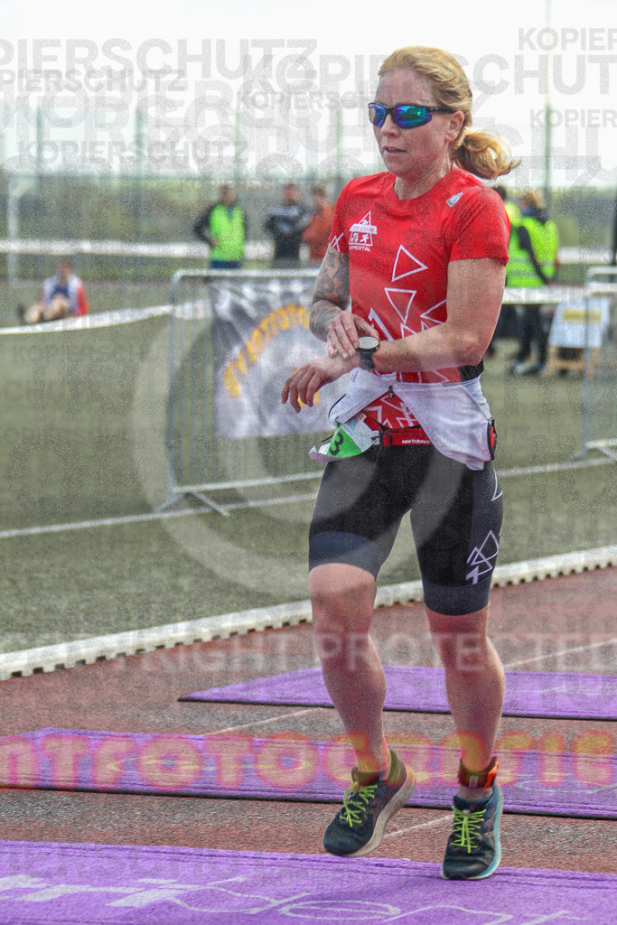 230423_1054_EV3_2563 | Sportfotografie im Rhein-Sieg Kreis, Köln, Bonn, NRW, Rheinland Pfalz, Hessen, etc. Unser Tätigkeitsfeld umfasst den Laufsport vom Volkslauf über den Marathon, Duathlon, Triathon bis zum Ultralauf wie Kölnpfad Ultra oder Schindertrail.