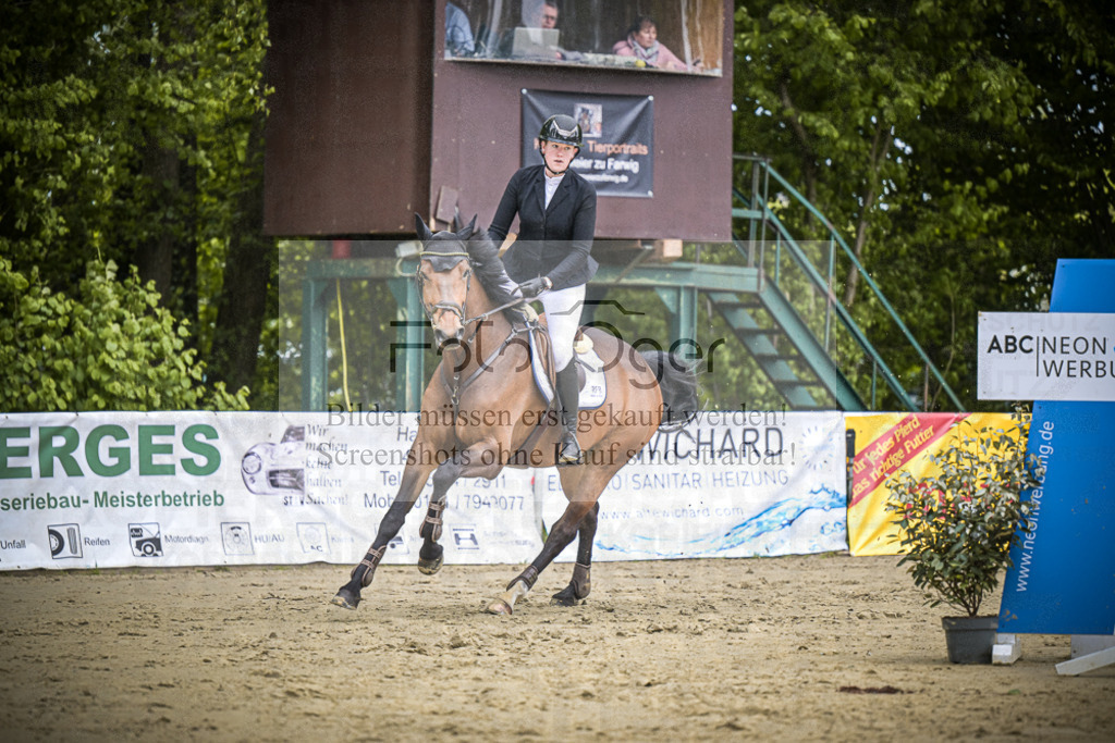 DOS_9788 | Entdecke hochwertige Reitturnierfotos von Foto Oger. Professionell, emotional und authentisch – jetzt Lieblingsmomente im Shop bestellen.Deutschlandweite Turnierfotografie. - Realisiert mit Pictrs.com