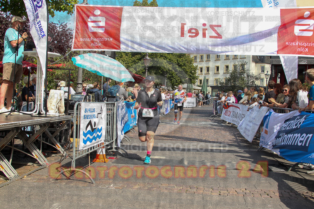 250824_1432_EV4_1866 | Sportfotografie im Rhein-Sieg Kreis, Köln, Bonn, NRW, Rheinland Pfalz, Hessen, etc. Unser Tätigkeitsfeld umfasst den Laufsport vom Volkslauf über den Marathon, Duathlon, Triathon bis zum Ultralauf wie Kölnpfad Ultra oder Schindertrail.