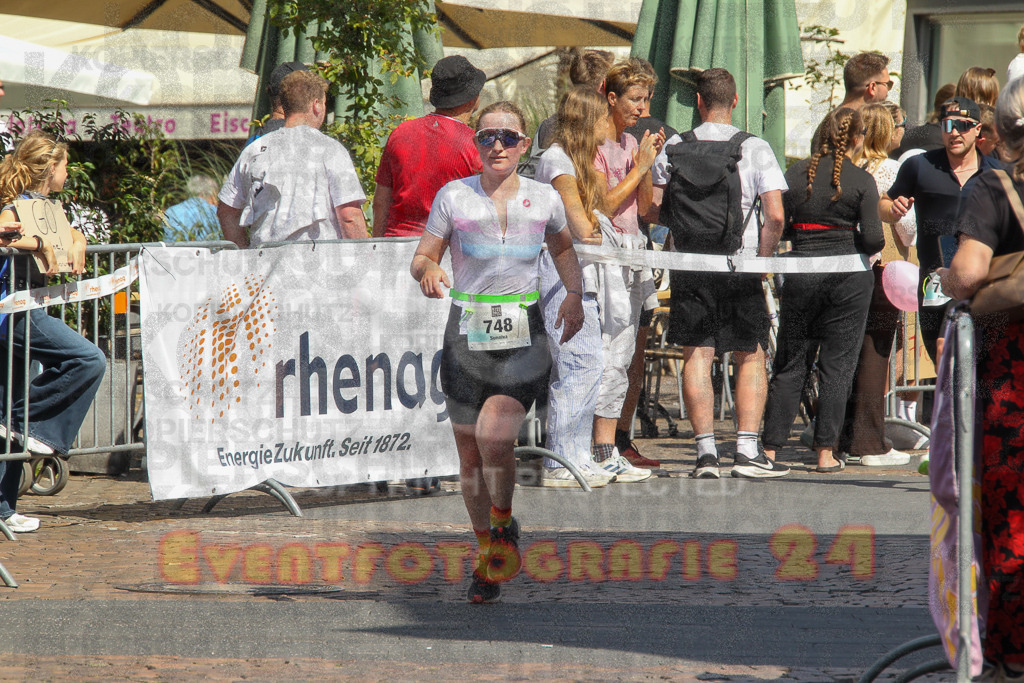250824_1449_EV4_2233 | Sportfotografie im Rhein-Sieg Kreis, Köln, Bonn, NRW, Rheinland Pfalz, Hessen, etc. Unser Tätigkeitsfeld umfasst den Laufsport vom Volkslauf über den Marathon, Duathlon, Triathon bis zum Ultralauf wie Kölnpfad Ultra oder Schindertrail.