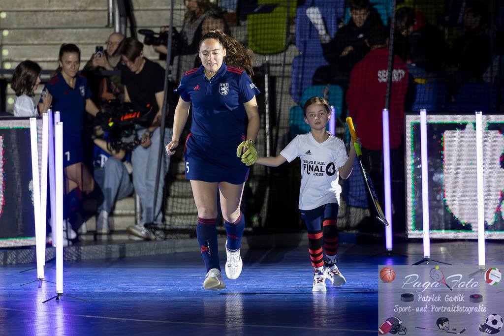 Volvo E.R.B. Final 4 Halbfinale Frauen: Mannheimer HC - Düsseldorfer HC, 25.01.2025 | Pia Lhotak (Düsseldorfer HC #5), Mannheimer HC - Düsseldorfer HC, Frankfurt, Süwag Arena, 25.1.2025 - Realisiert mit Pictrs.com