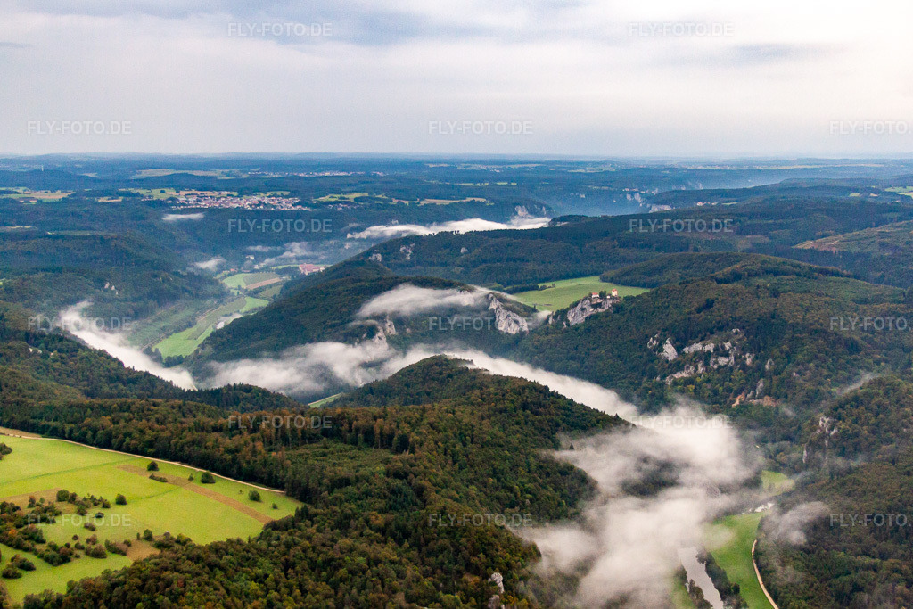 Luftbild: Donaudurchbruch in Fridingen an der Donau im Bundesland Baden-Württemberg in Deutschland. Foto: IMG_71770.jpg vom 31.08.2014 durch Werner Riehm/FLY-FOTO.de