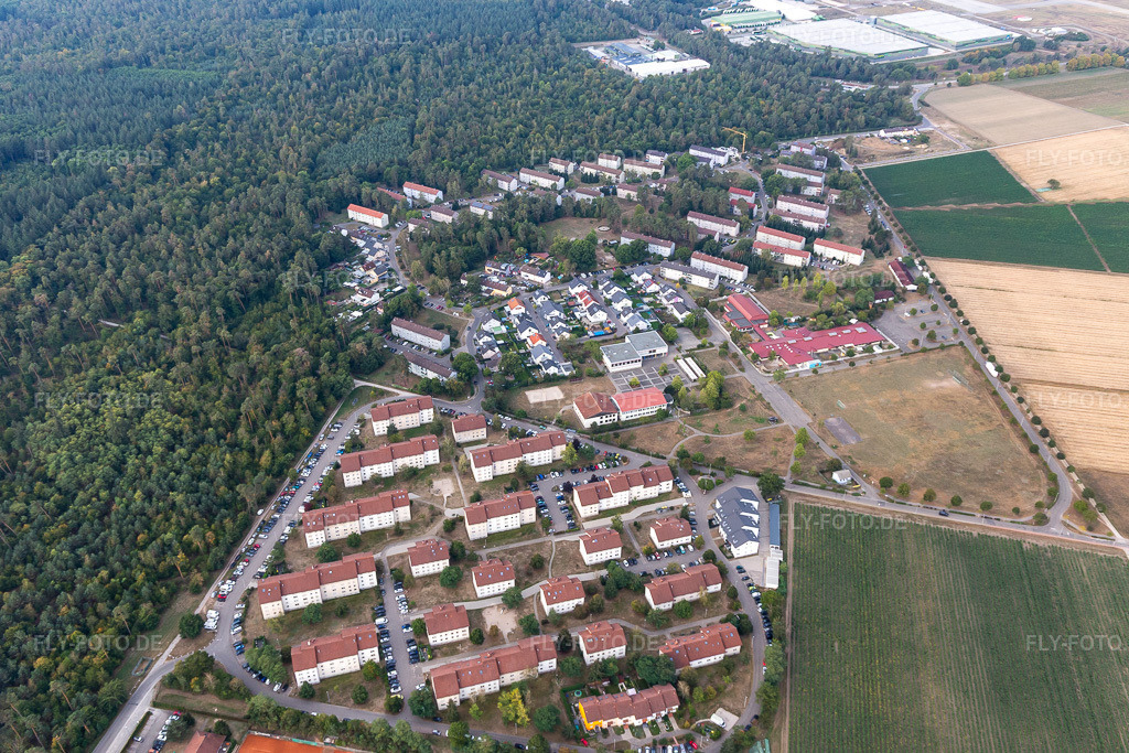 Luftbild: Grand Centre Ring in Hügelsheim im Bundesland Baden-Württemberg in Deutschland. Foto: IMG_008788.jpg vom 20.09.2020 durch Werner Riehm/FLY-FOTO.de