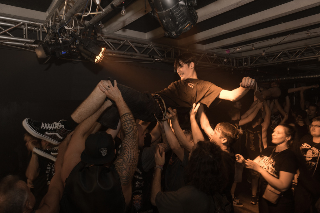 057A3262 | thismomentpictures - Realisiert mit Pictrs.com