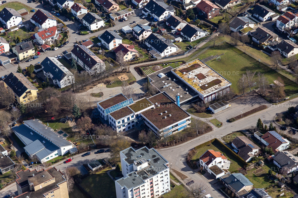 Luftbild: Peter-Rosegger-Schule und -Halle in Gärtringen im Bundesland Baden-Württemberg in Deutschland. Foto: IMG_125153.jpg vom 20.02.2021 durch Werner Riehm/FLY-FOTO.de